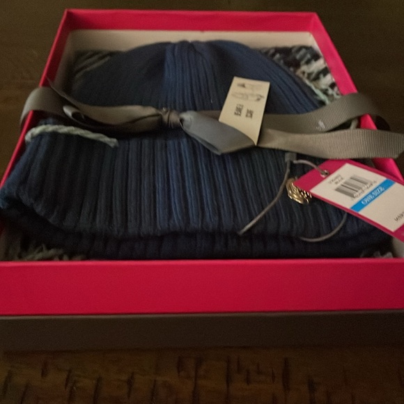 New with tags hat and scarf set to keep you warm. - Picture 2 of 3